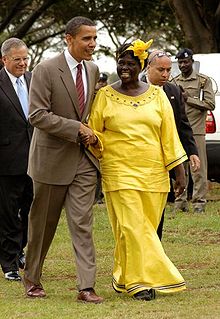 220px-Maathai_and_Obama_in_Nairobi
