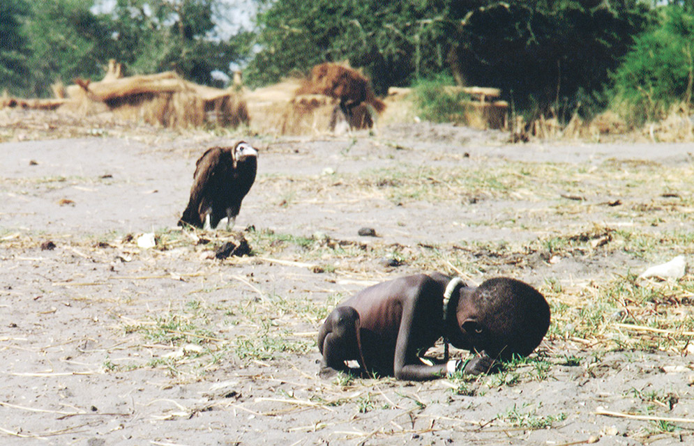 time-100-influential-photos-kevin-carter-starving-child-vulture-87(1)